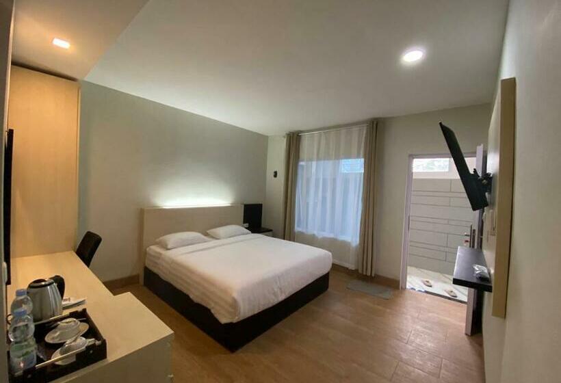 Hotel Wisma Lovebird