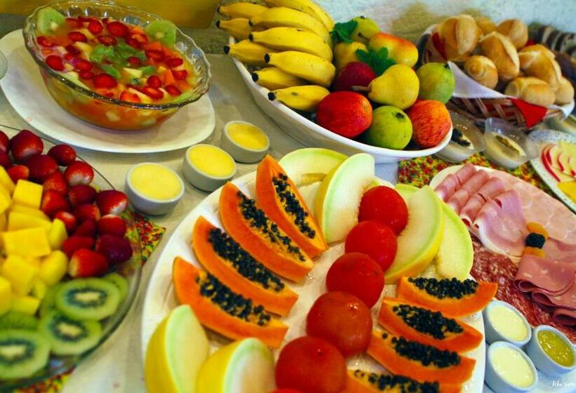 膳宿费 A Casa Vermelha Hospedaria