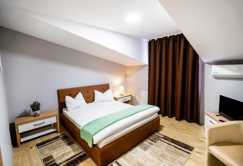 پانسیون Casa Blum