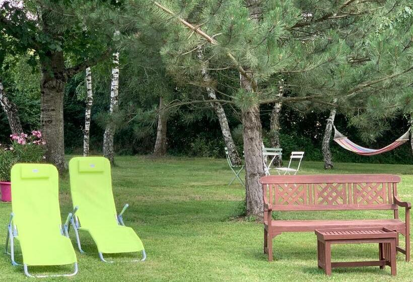 بنسيون Domaine Des Cossères