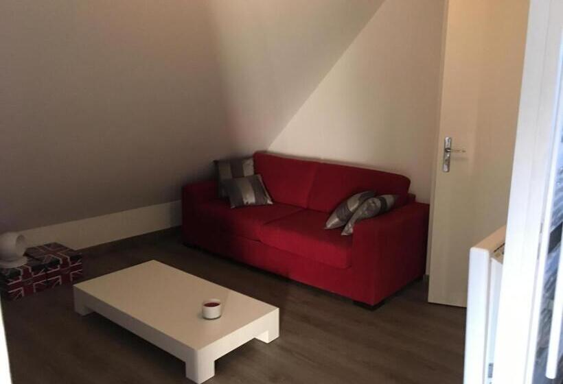 بنسيون Domaine Des Cossères