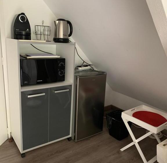 بنسيون Domaine Des Cossères