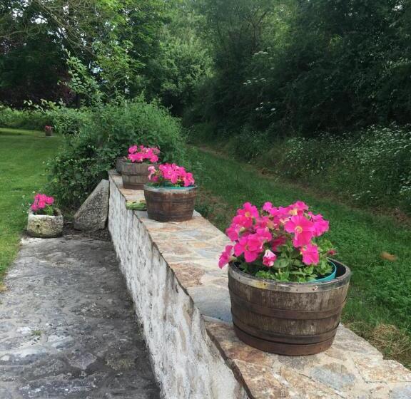 بنسيون Domaine Des Cossères