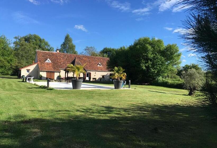 بنسيون Domaine Des Cossères