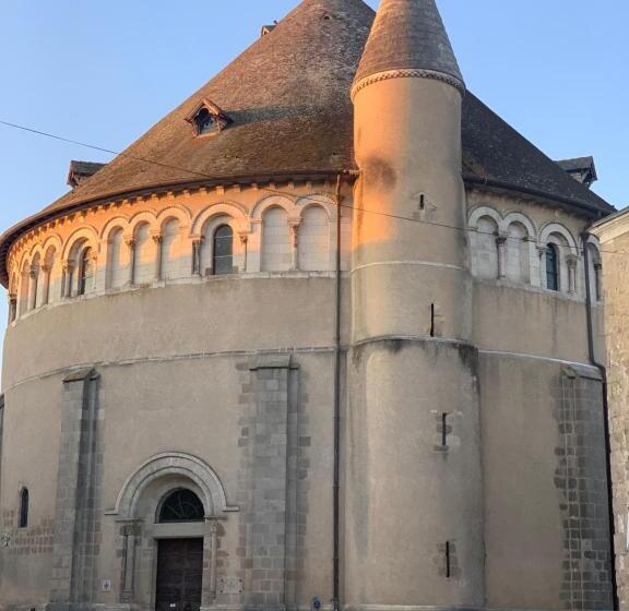 بنسيون Domaine Des Cossères