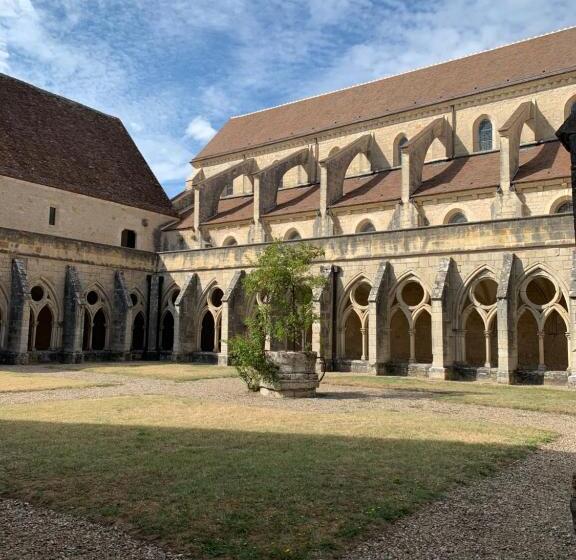 بنسيون Domaine Des Cossères