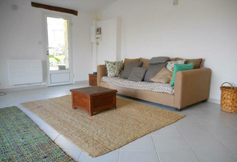 פנסיון Domaine Du Garret