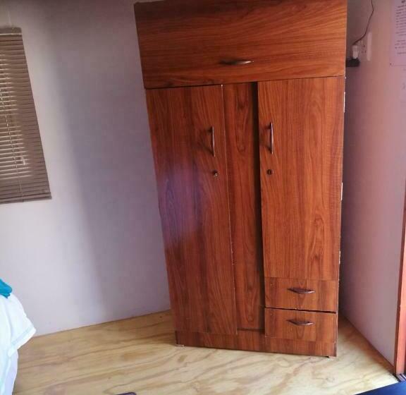 بنسيون Kudu Cottages