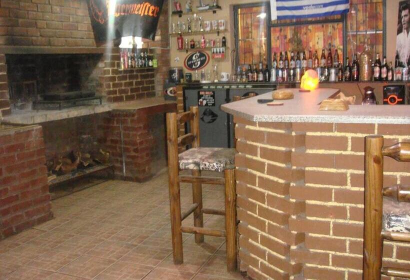 بنسيون Kudu Cottages