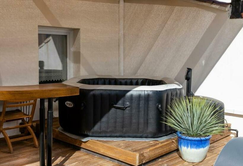 بنسيون La Terrasse De Tiss