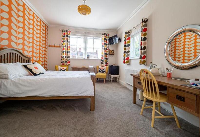 بنسيون Merlstead House