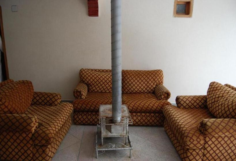 بنسيون Moussem Des Fiançailles