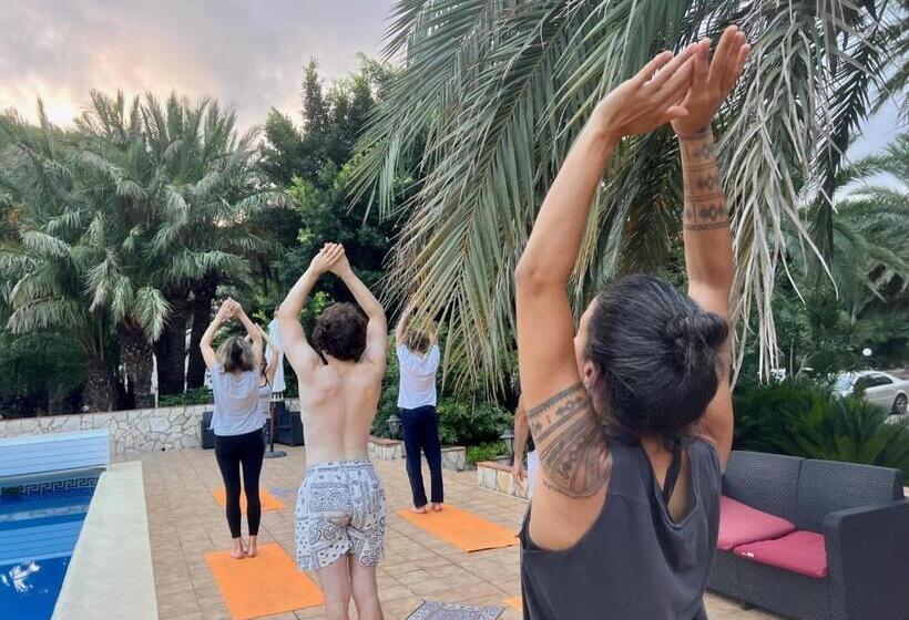 פנסיון Open Sky Villa