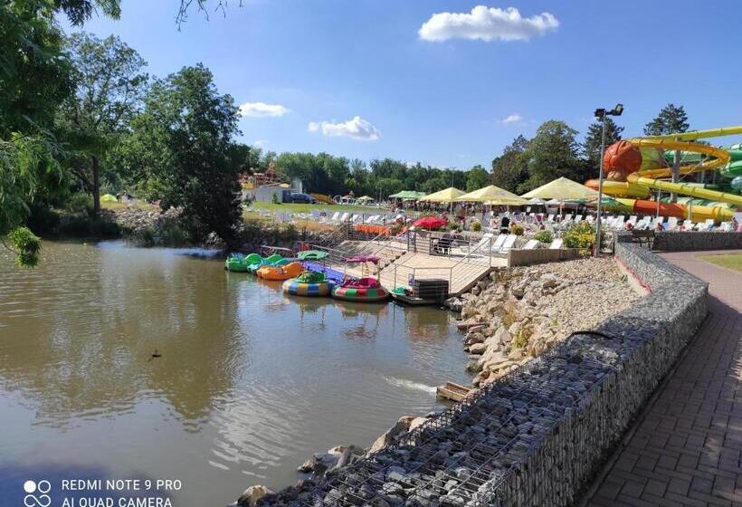 펜션 Penzionhanarobo