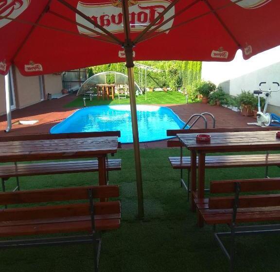 펜션 Penzionhanarobo