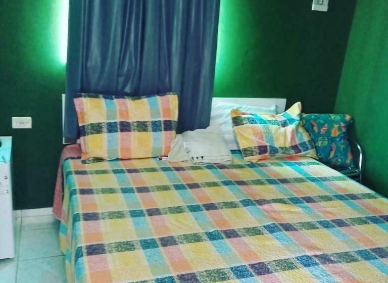 ペンション Pousada Tiriri Guesthouse