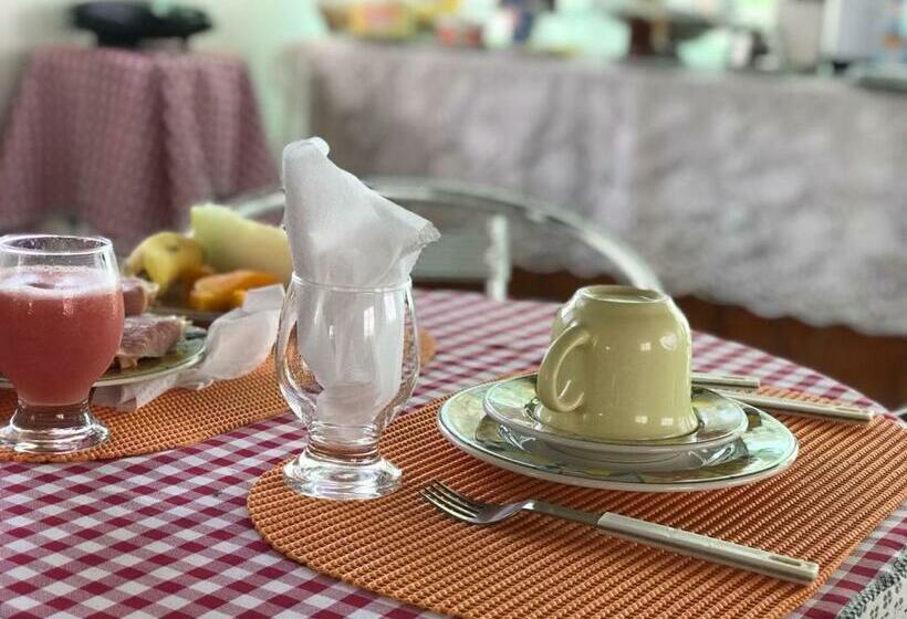 ペンション Pousada Tiriri Guesthouse