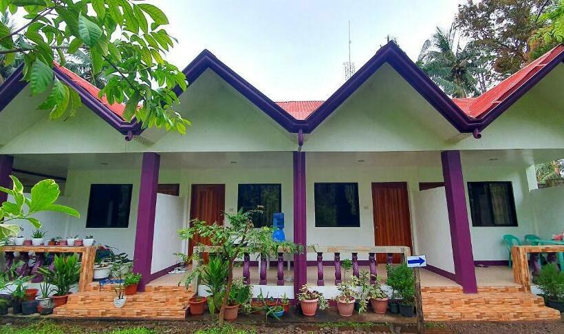 پانسیون Sj Pabua Travellers Inn