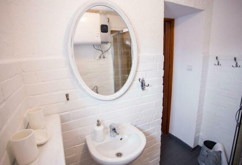 بنسيون Vidéki Porta