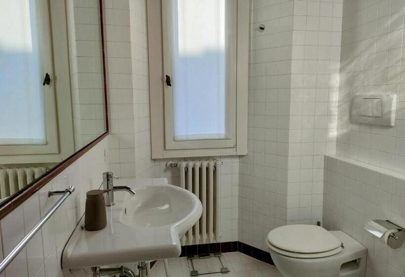 膳宿费 Villa Scalabrini