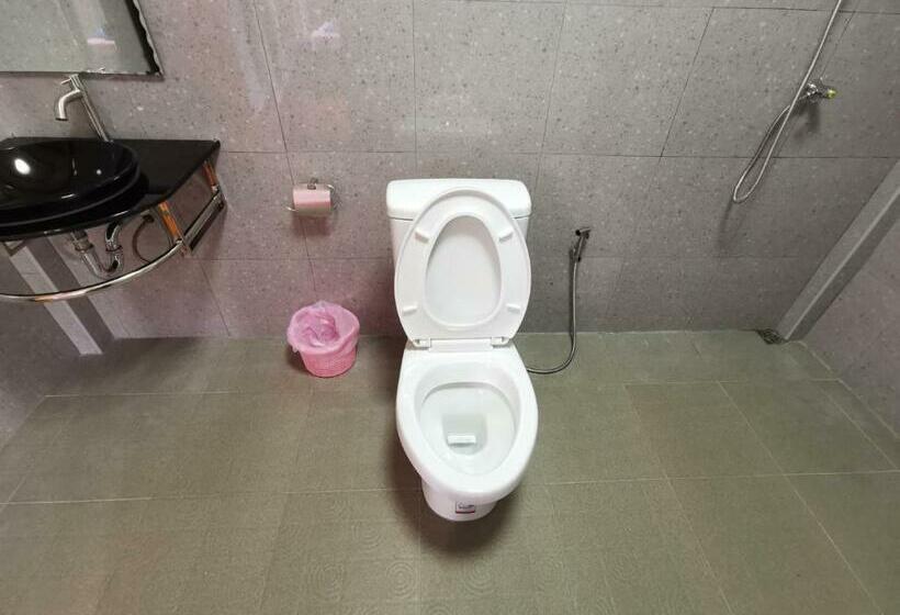 Пансион Walk In Homestay