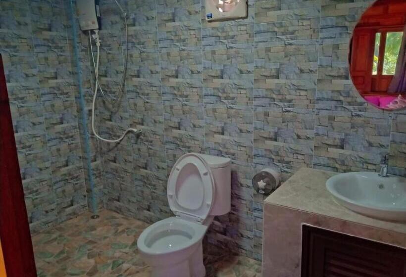 Пансион Walk In Homestay