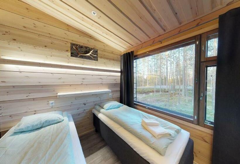 リゾートホテル Saaga 1