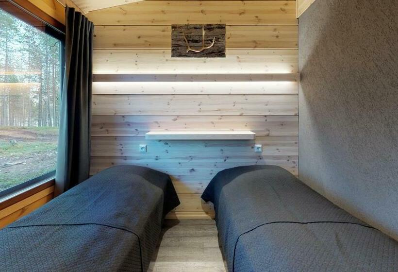 リゾートホテル Saaga 1