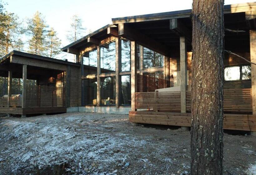 リゾートホテル Saaga 1