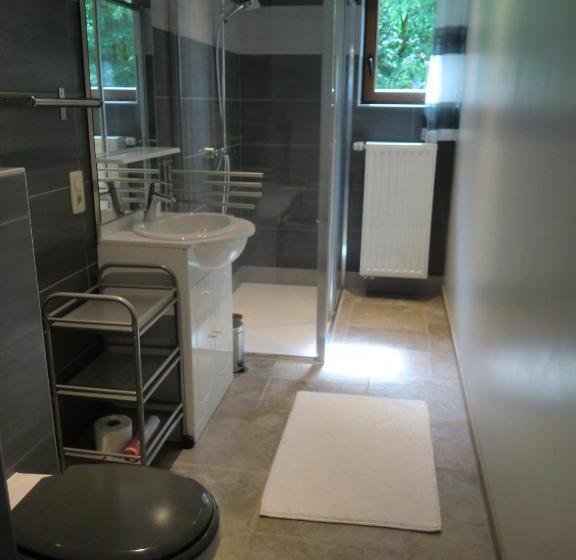 مبيت وإفطار Chambres D Hôtes Des Ardennes