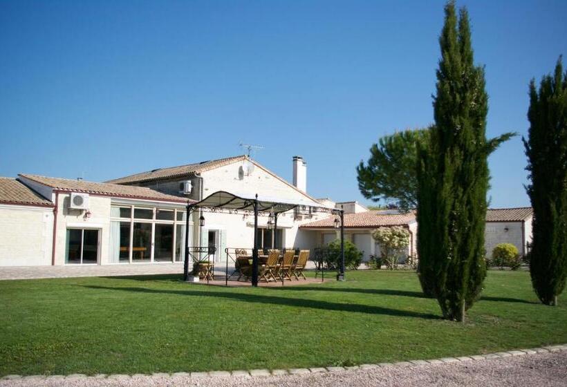 Bed and Breakfast Domaine Du Clos Pallacien