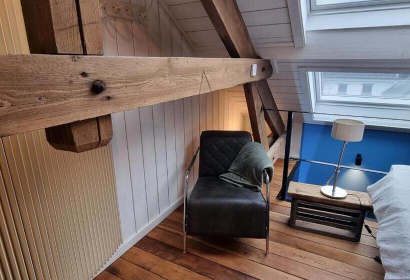 민박 Een Vleugje Wellness In De Voerstreek   Bed & Brocante Onder De Poort