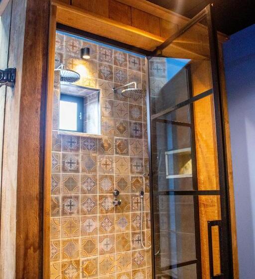 민박 Een Vleugje Wellness In De Voerstreek   Bed & Brocante Onder De Poort