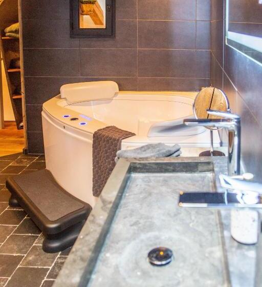 민박 Een Vleugje Wellness In De Voerstreek   Bed & Brocante Onder De Poort