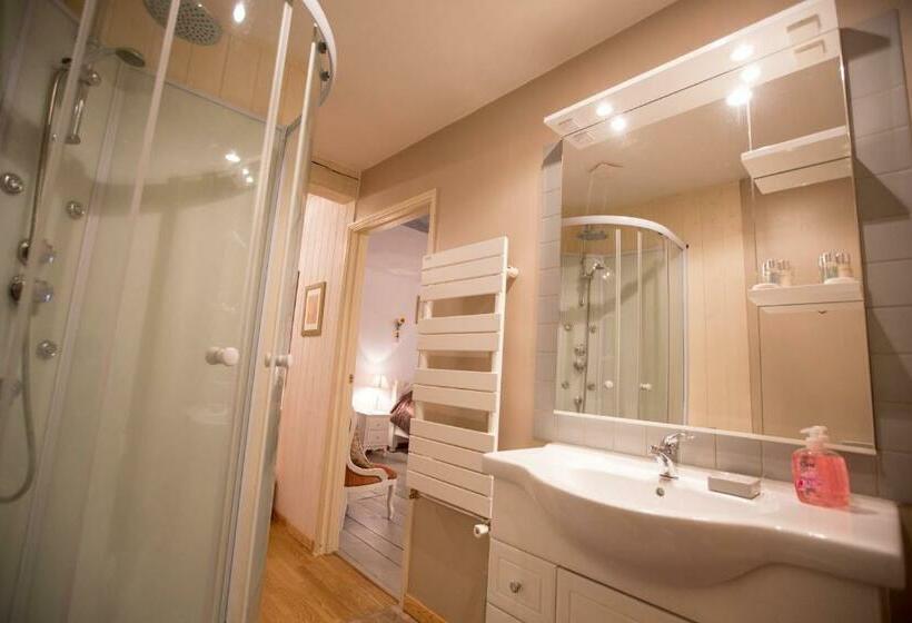 ベッドアンドブレックファースト La Maison Des Fleurs