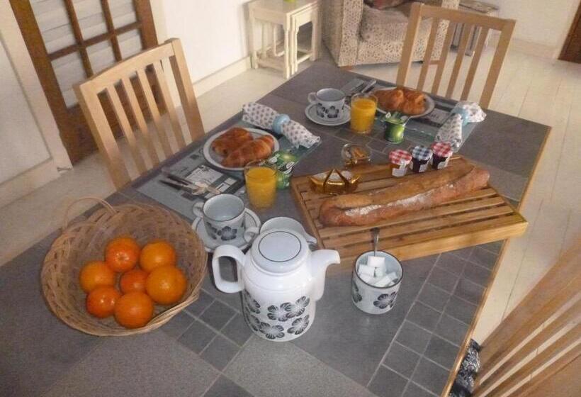 ベッドアンドブレックファースト La Maison Des Fleurs