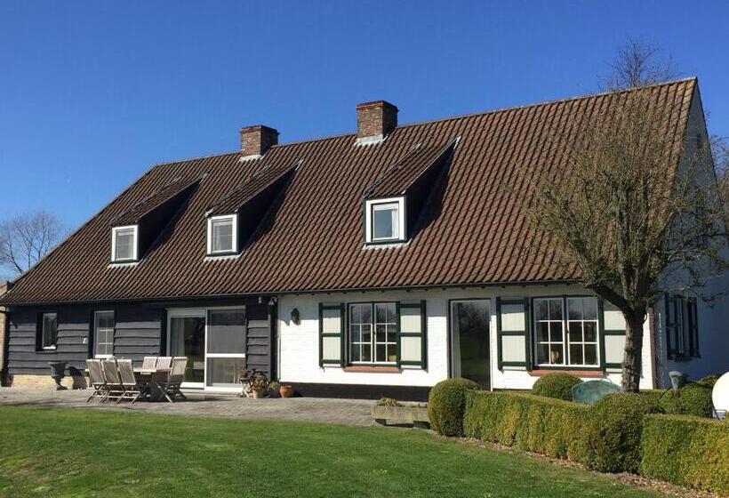 Bed and Breakfast Logies De Meerkoet