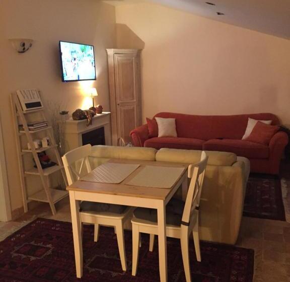 Bed and Breakfast Logies De Meerkoet