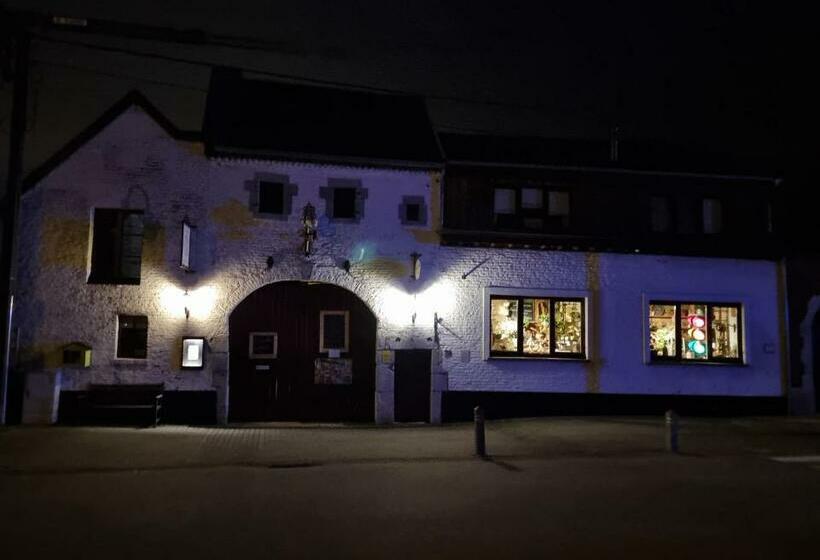 민박 Een Vleugje Wellness In De Voerstreek   Bed & Brocante Onder De Poort