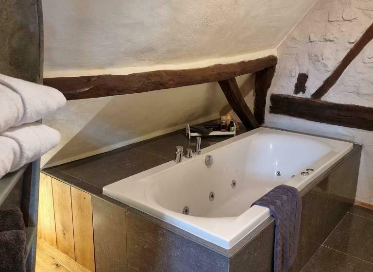 민박 Een Vleugje Wellness In De Voerstreek   Bed & Brocante Onder De Poort