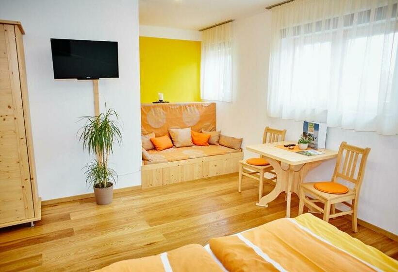 צימר Schmankerl Und Gast