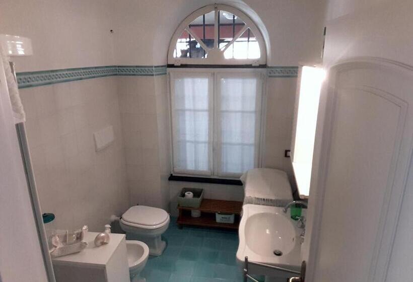 مبيت وإفطار The Italian Riviera