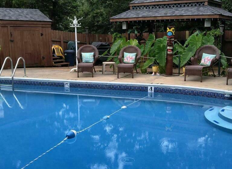 Tradewinds Lodging And Bed & Breakfast