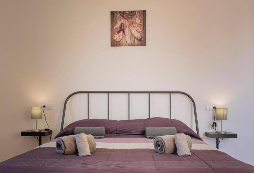 住宿加早餐  Vistalroque