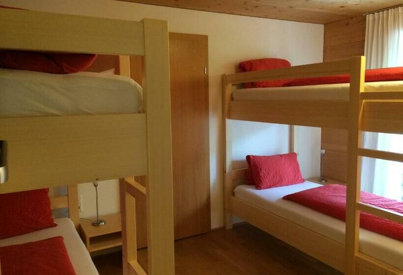 مبيت وإفطار Wäldermetzge Hüttenzimmer Und Wohnungen