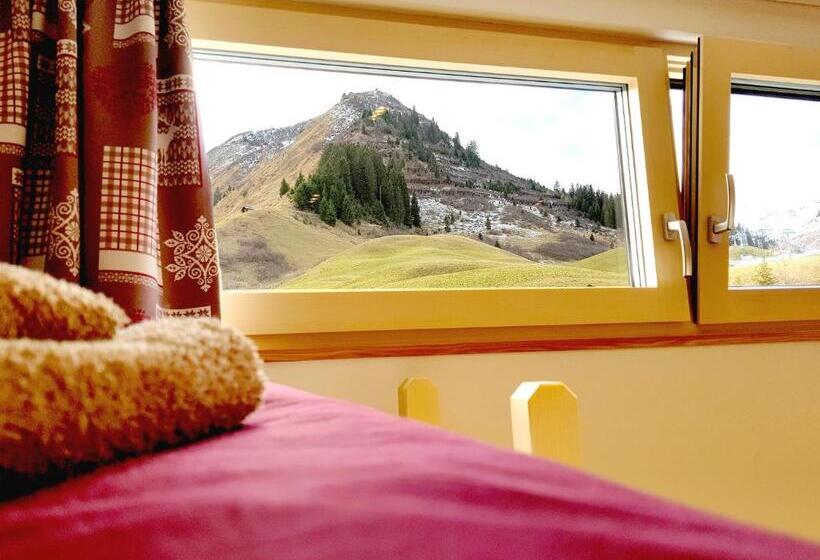 مبيت وإفطار Wäldermetzge Hüttenzimmer Und Wohnungen