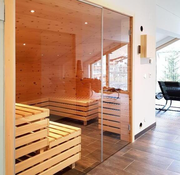 مبيت وإفطار Wäldermetzge Hüttenzimmer Und Wohnungen