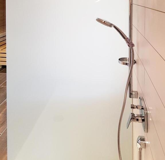 مبيت وإفطار Wäldermetzge Hüttenzimmer Und Wohnungen