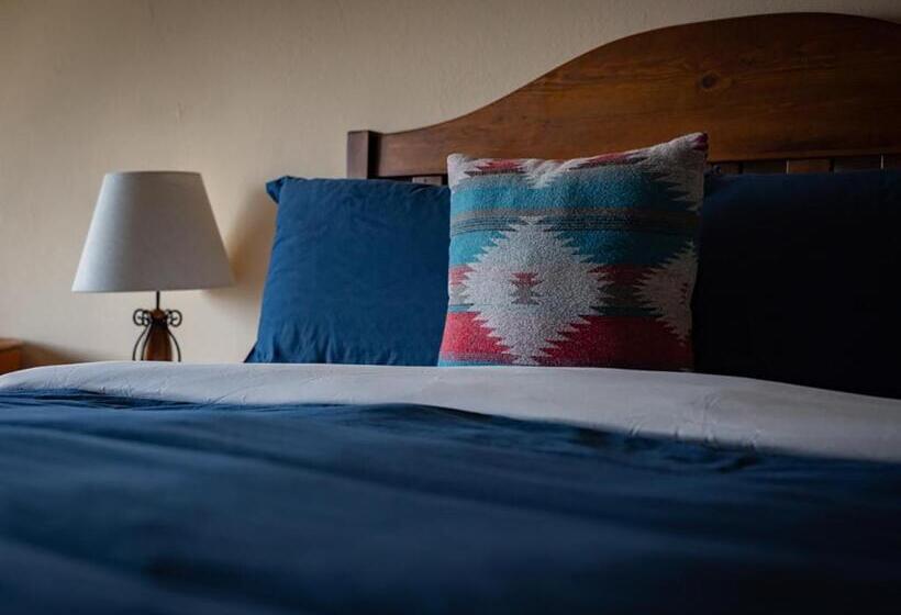 Bryce Trails Bed And Breakfast