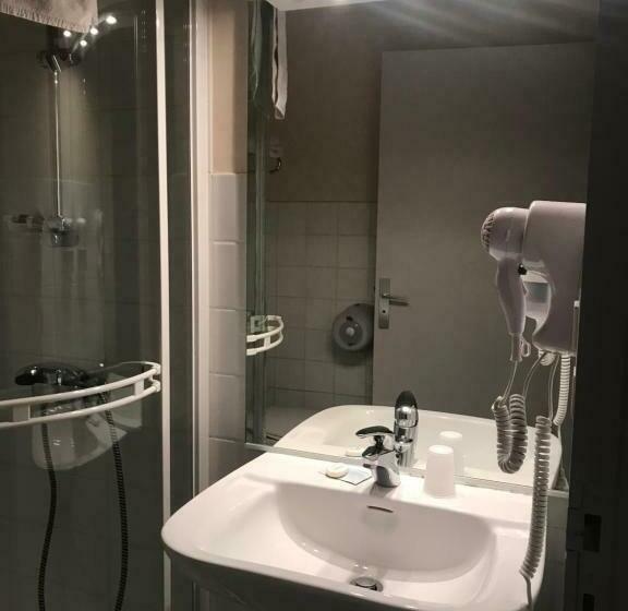 Отель Du Centre